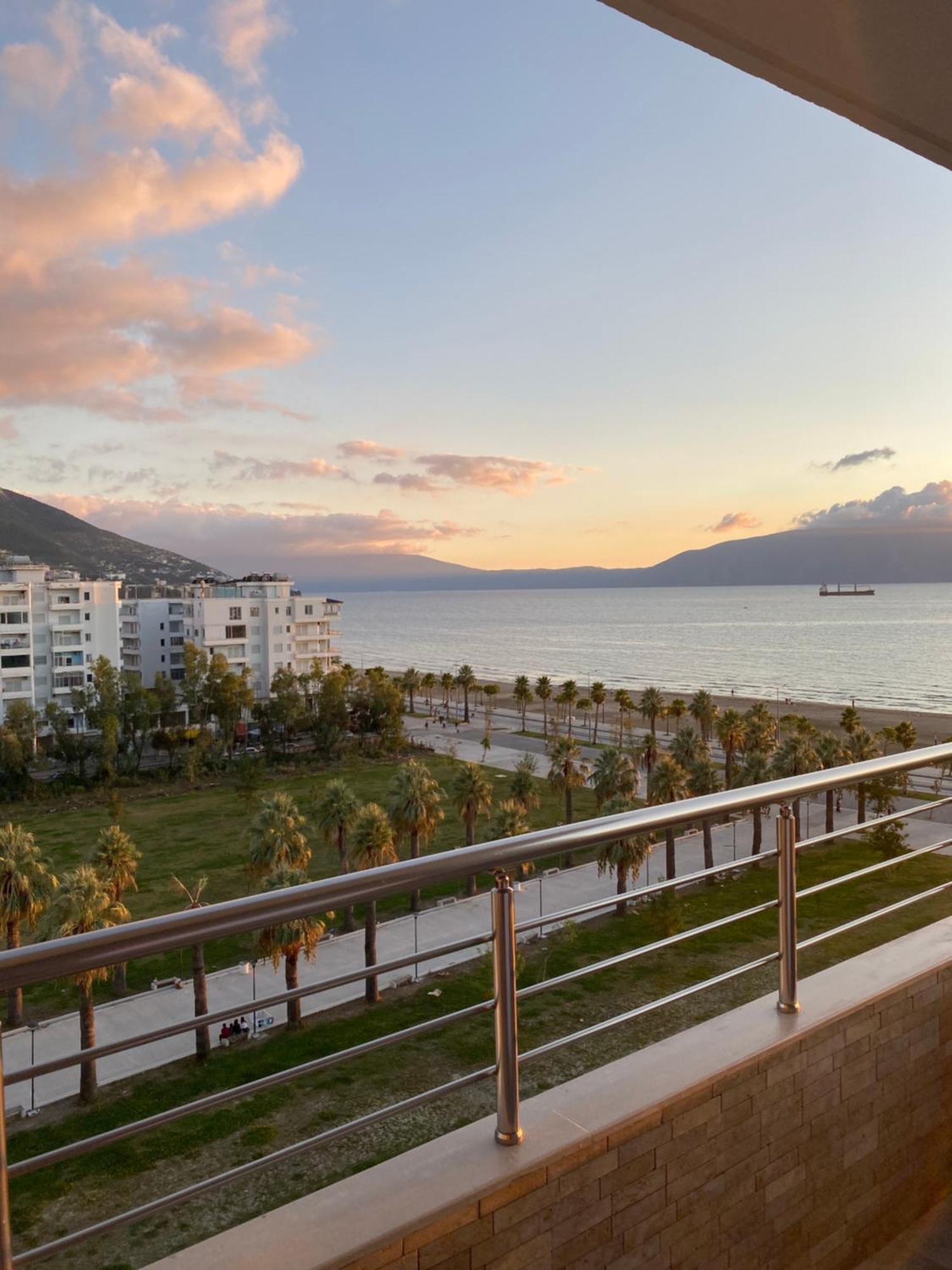 Sea Side Apartment Wlora Zewnętrze zdjęcie